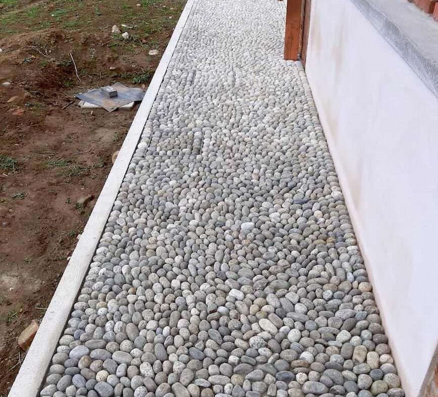 pn-CFCM4060-ciottolo-di-fiume-colore-misto-diametro-40-60-mm-prezzo-100-kg-acciotolato-pavimento- Ciottolo di fiume colore misto, diametro 40-60 mm, prezzo/ 100 KG. - immagine 1